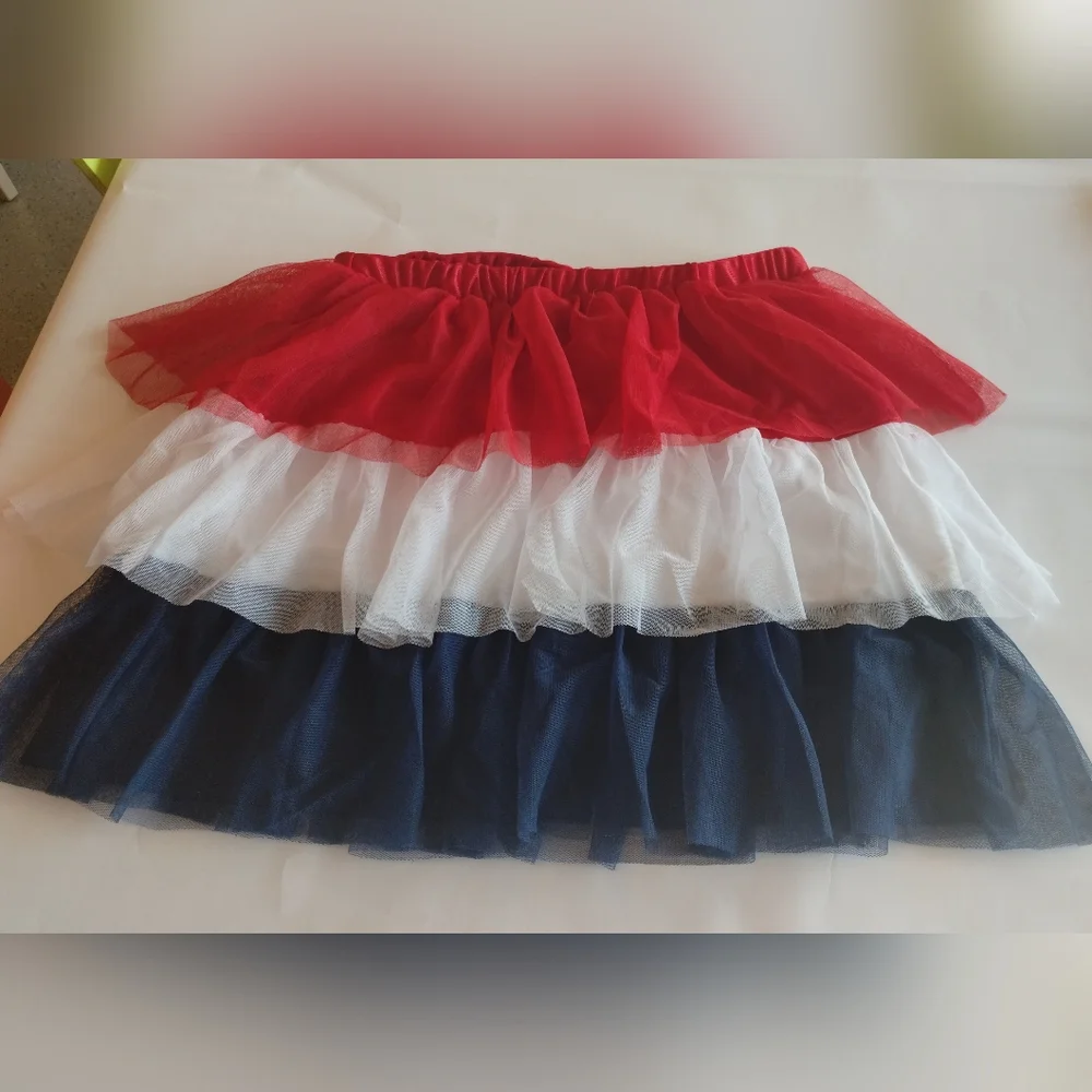 Way to Celebrate Patriotic Girl red white and blue tutu skirt XXL (18) - Picture 2 of 9